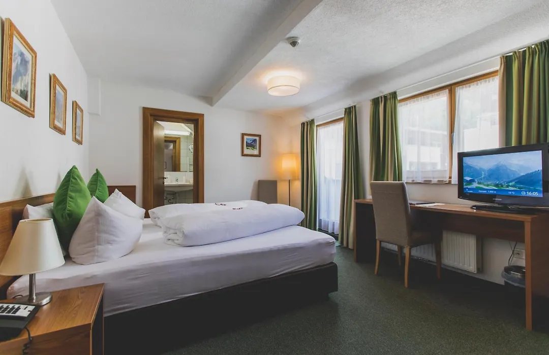 Hotel Montfort-1
